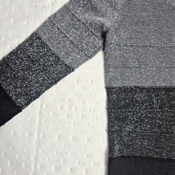 Cable & Gauge Gray and Black Crewneck Ombré  Style Sweater Size M - Picture 3 of 9